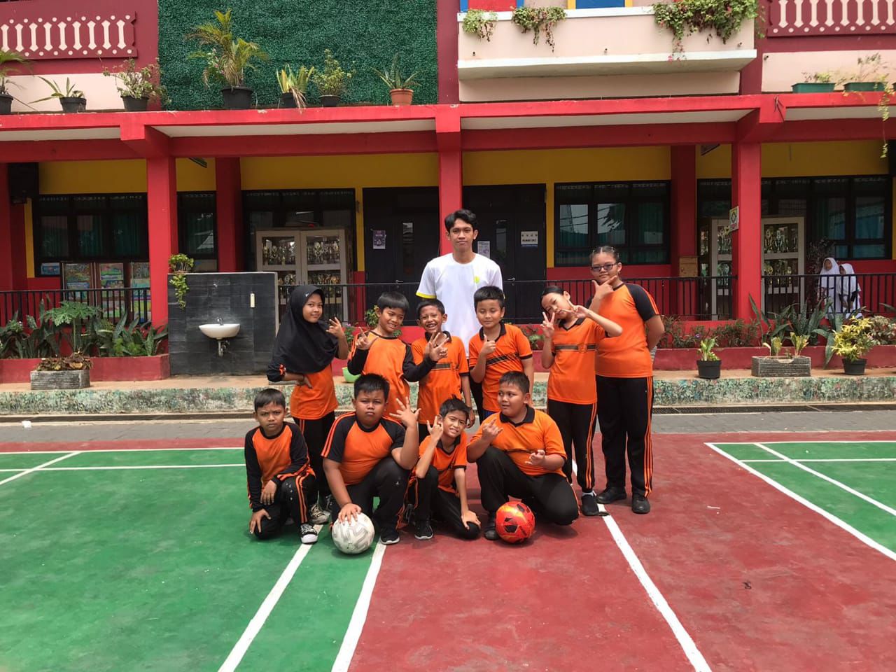 Soccer (Sepak Bola)